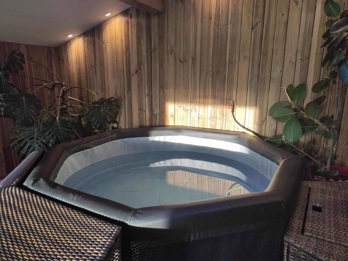 Maison D'Hotes Coeur D'Herault - Gite Et Chambres D'Hotes - Spa & Massages Péret Exteriör bild